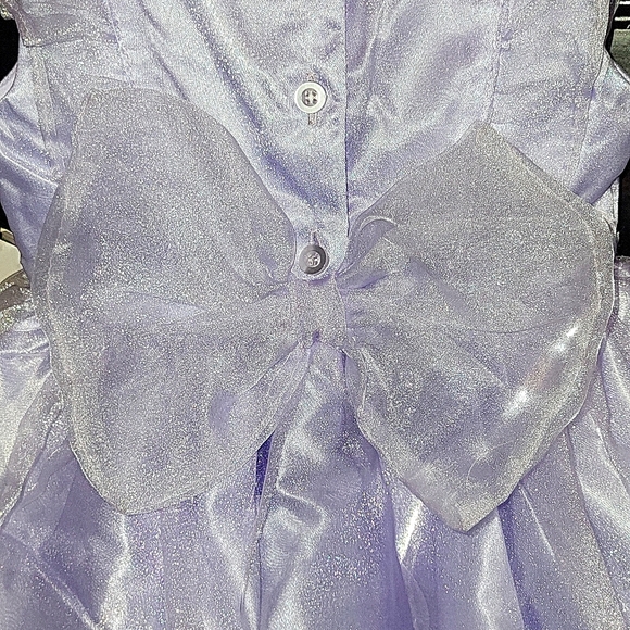 BEAUTIFUL LAVENDER DRESS - Picture 4 of 5